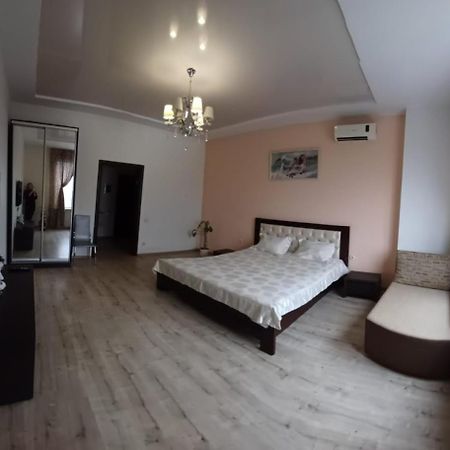 Apartament Na Panteylemonovskaya Odessa Buitenkant foto